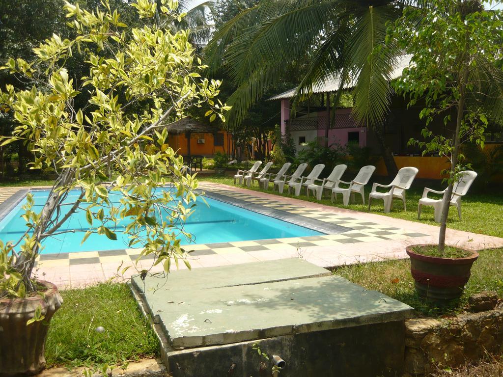 Sunrise Holiday Resort Хабарана Экстерьер фото