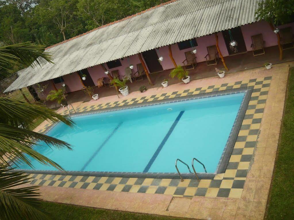 Sunrise Holiday Resort Хабарана Экстерьер фото